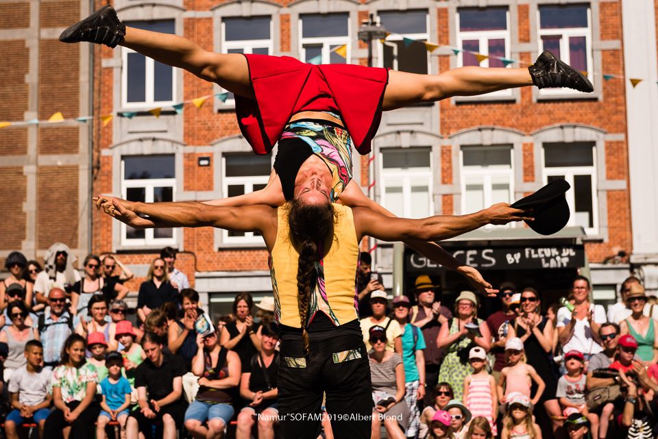 Cometa Circus-acro2 copia