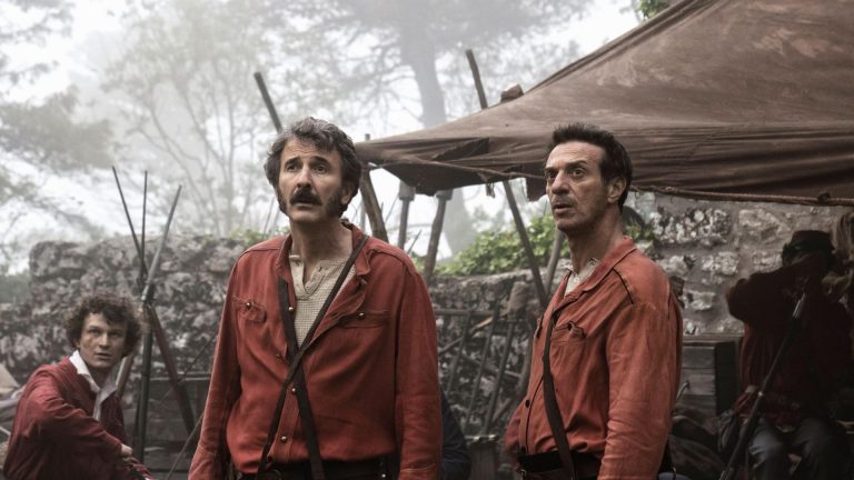 2_Ficarra e Picone giubba rossa ALTA